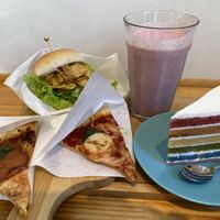 Pizza, egg sandwich, rainbow cake, strawberry smoothie  #Veganuary at Shochiku-en in Tokyo
