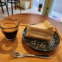 Lemon cake&espresso at Shochiku-en in Tokyo
