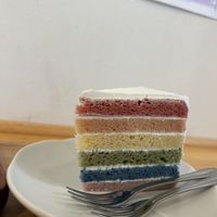 Rainbow cake  at Shochiku-en in Tokyo