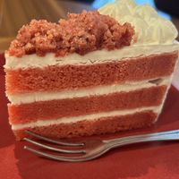 Red velvet cake  at Shochiku-en in Tokyo