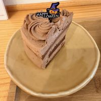 Chocolate cake  at Shochiku-en in Tokyo