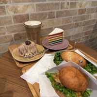 Mont Blanc, organic chai latte, rainbow cake, and the burgers  at Shochiku-en in Tokyo