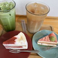 Strawberry Cake and Spring Cake    at Shochiku-en in Tokyo