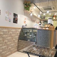 Store at Shochiku-en in Tokyo