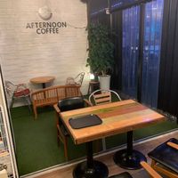 1st floor seating at Afternoon Coffee - 애프터눈커피 in Seoul