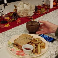 The Sandwitch with fries and kava at Plant in Fairfield
