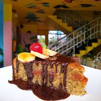 La de coco, chocofresa o banano con bocadillo te van a enamorar 🥰 #Veganuary at Casa Omedeto in Armenia