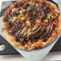 Hawaiian Pizzaa  at Virtuous Pie in Victoria