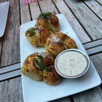 Garlic knots at Virtuous Pie in Victoria