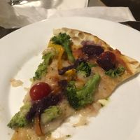 Brócolis com pesto de azeitona at Vinopizza in Praia Do Forte