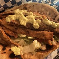 Sharma, una maravilla, el tamaño está hecho para satisfacer a los más exigentes.  at Calavegans in Torreon