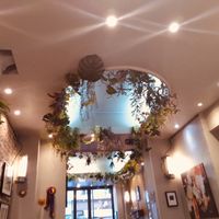 Ceiling plant decor  at Un Grain Décalé in Paris