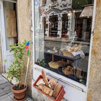 Storefront at Odete Bakery in Porto