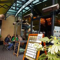 The entrance and terrace at Annie in Berkel En Rodenrijs