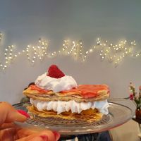 Dutch dessert: tompouce/glacé at De Gillende Keukenmeiden in Zwolle