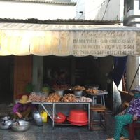 Stall from the street at Tiem Banh Huu Tri in Phu Quoc
