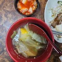Mixed Veg Soup and Kimchi at Kè LáiYuán Sù Fāng 客來源素坊 in Taipei
