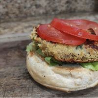 Burguer de grão de bico  at Le Fleur Burger in Lajeado