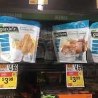Vegan fishless fillets and crabless crabcakes at Giant Food in Fairfax