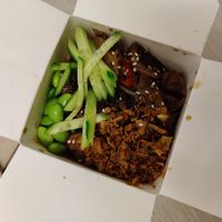 «Canard» teriyaki vraiment délicieux at Loving Hut in Louvain-la-neuve