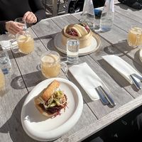 Bis Buns, Gnocchi al Pesto und Brazed Seitan Sandwich   at Paradiso Pure Living Vegan Hotel in Kastelruth