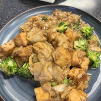 Pad see ew vegan with tofu  at Thian's Thai Fusion in Ocean Shores
