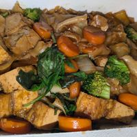 Drunken noodles at Thian's Thai Fusion in Ocean Shores