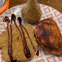 Great „Tapas“, one with authentic tuna filling  at Vegan Box in Faro