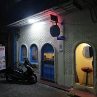 Left of the sink marks the spot! at Sugam Vegetarian in Bangkok