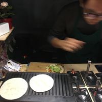 Alex at the griddle at WǔFú Xuān 五福軒 in Kaohsiung