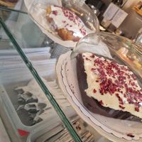  at Kato Gâteaux in Mechelen