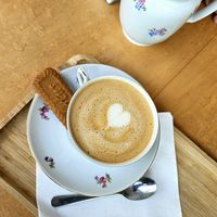  at Kato Gâteaux in Mechelen