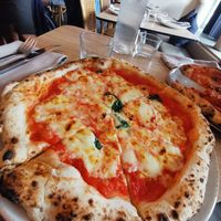 Got the marghertia with vegan cheese, it melts so well it was lovely. One of the best vegan cheeses I've had #Veganuary at Society Pizza Bar in Bondi Beach