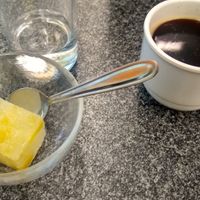 Small desert and coffee that comes with one of the set meals. at Koushikisabou 香色茶坊 in Tukuba