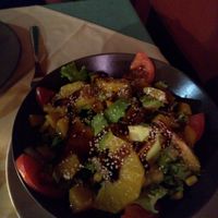 Fruity salad, with avocado at Jardin De Los Naranjos in La Palma