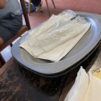 Uses styrofoam   at La Masa Pizzería Conceptual in San Juan