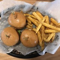 Sliders and fries at Korny Vibes in Houston