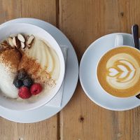 Vegan Oatmilk porridge  at Groundstate Coffee in Dublin