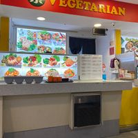 Located lucky plaza at Pine Tree Cafe 长春树 - Lucky Plaza in Central Singapore