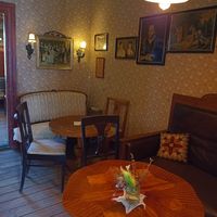  at Systrarna Skogströms Lantcafe in Oer