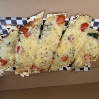 Artichoke flatbread  at Birch Cafe in Highland Heights