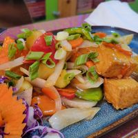 Sweet and sour tofu at M & P Thai Noodle in Lincoln City