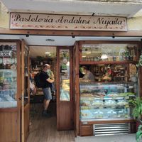 Front of shop at Nujaila in Granada