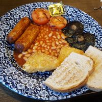 Vegan Breakfast (2 quorn vegan sausages, tomato, mushrooms, 2 hash browns, baked beans, toast with vegan sunflower spread) at The Ironstone Miner in Guisborough