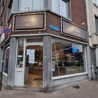 On the corner at Bakkerij Vleugels in Leuven