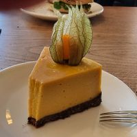 Mango cheesecake at Bread House in Torun