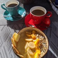 Summer smoothie bowl and free americano at Summer Cafe in Coron