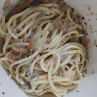 After mixing the gravy at Mong Cha Cha Cafe 夢茶茶 in Central Singapore