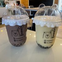 Chocolate and Osamanthus green tea. Chocolate was yum!   at Mong Cha Cha Cafe 夢茶茶 in Central Singapore