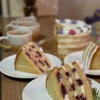 cake delivery at Pilligreen in Minsk